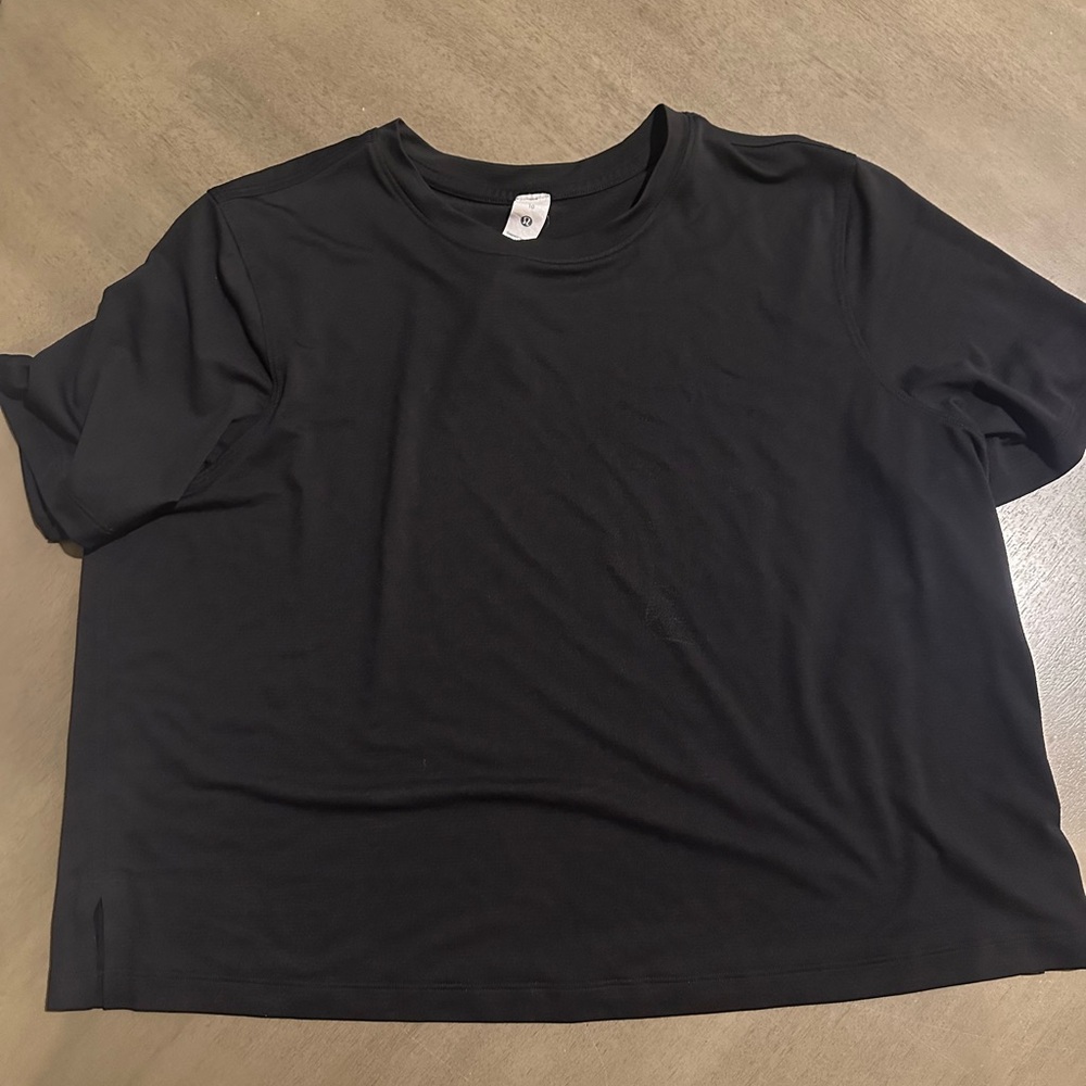 lululemon athletica Black Women's Short Sleeve Performance Top